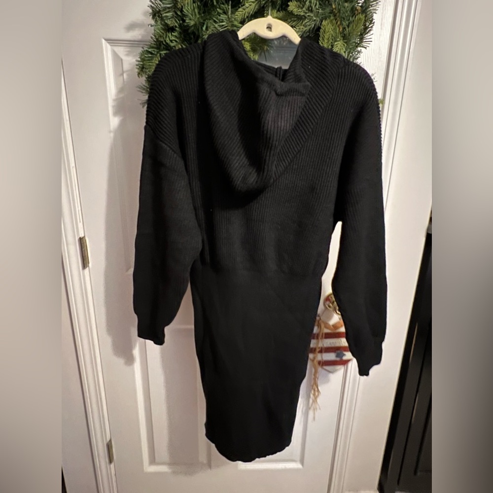 Sweater dress with hood new with tags size large - Picture 3 of 5